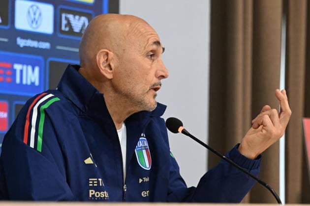 June 8, 2025, Florence, Italy: Il tecnico della Nazionale, Luciano Spalletti, durante una conferenza stampa a Coverciano, Firenze, 08 giugno 2025. Spalletti ha annunciato di essere stato esonerato. Contro la Moldovia sarà la sua ultima partita da allenatore della nazionale. ANSA CLAUDIO GIOVANNINI.----------------------------------------------------------------------------- national team, Nationalteam coach Luciano Spalletti during a press conference, PK, Pressekonferenz in Coverciano, Florence, 08 June 2025. Spalletti announced that he has been fired. The match against Moldova will be his last as national team coach. ANSA CLAUDIO GIOVANNINI Spalletti, Gravina Mi Ha Detto Verrò Esonerato - ZUMAa110 20250608_zaf_a110_031 Copyright: xClaudioxGiovanninix