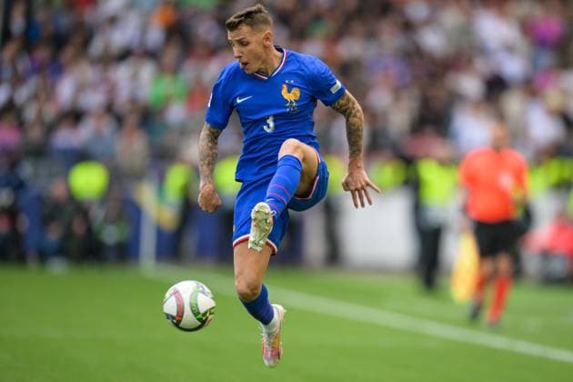 Fußball, Nations League, 20250608, Deutschland - Frankreich. Im Bild Lucas DIGNE (Frankreich, 3). Stuttgart Stuttgart Arena Baden Württemberg Deutschland Copyright: Passion2Press MarkusxFischerx