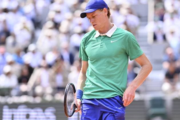 2025 Roland-Garros - Men s Single Final PARIS, FRANCE - JUNE 8: Jannik Sinner of Italy competes against Carlos Alcaraz (not seen) of Spain during the Men s Single Final match on the day 15 of French Open tennis tournament on Court Philippe-Chatrier at the Roland-Garros Complex in Paris, France on June 8, 2025. Burak Akbulut Anadolu Paris France. Editorial use only. Please get in touch for any other usage.  Copyright: x2025xAnadoluxBurakxAkbulutx