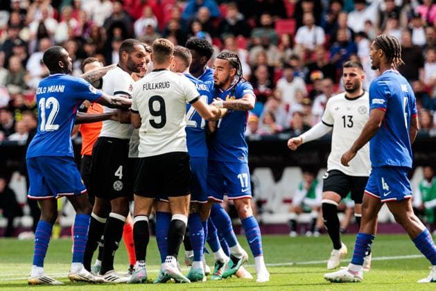 UEFA Nations League Finals: Deutschland - Frankreich; 08.06.2025 Rudelbildung Jonathan Tah (Deutschland, 4), Lucas Hernandez (Frankreich, 21) UEFA Nations League Finals: Spiel um Platz 3 Deutschland - Frankreich; Stuttgart, Arena Stuttgart am 08.06.2025 Copyright: xBEAUTIFULxSPORTS Wunderlx