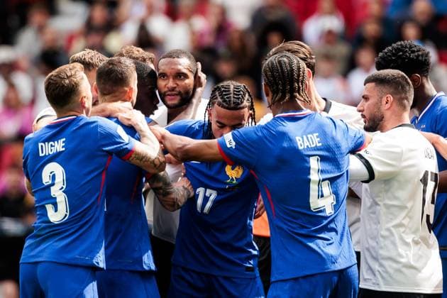 UEFA Nations League Finals: Deutschland - Frankreich; 08.06.2025 Rudelbildung Jonathan Tah (Deutschland, 4), Lucas Hernandez (Frankreich, 21) UEFA Nations League Finals: Spiel um Platz 3 Deutschland - Frankreich; Stuttgart, Arena Stuttgart am 08.06.2025 Copyright: xBEAUTIFULxSPORTS Wunderlx