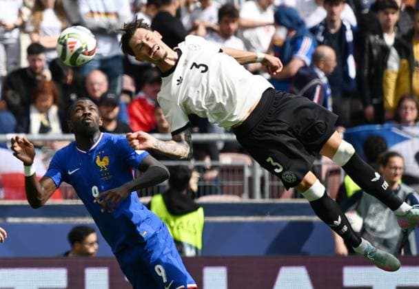 08.06.2025, xsltx, Fussball UEFA Nations League Platz 3, Deutschland - Frankreich v.l. Marcus Thuram (Frankreich), Robin Koch (Deutsche Fussball Nationalmannschaft DFB) (DFL DFB REGULATIONS PROHIBIT ANY USE OF PHOTOGRAPHS as IMAGE SEQUENCES and or QUASI-VIDEO) Stuttgart