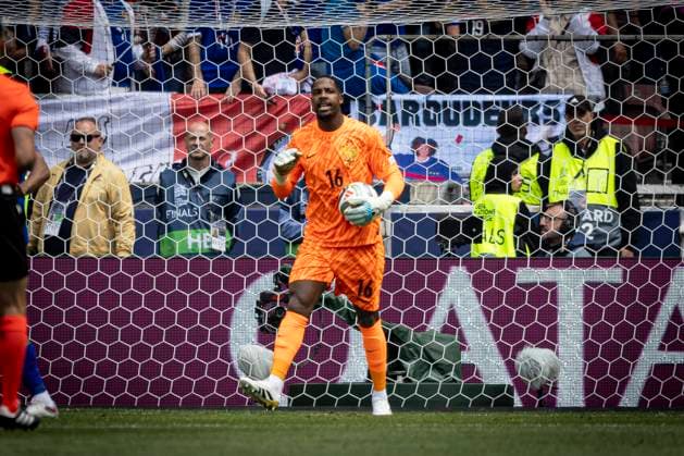FOOTBALL : The UEFA Nations League third place play-off football match between Germany and France in Stuttgart, southwestern Germany on June 8, 2025. Mike Maignan 16  Copyright: xelyxandroxcegarrax