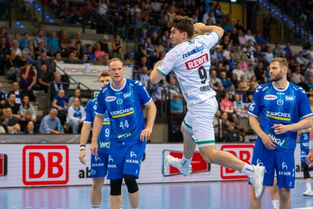 Handball I Herren I Saison 2024-2025 I Bundesliga I 34. Spieltag I TVB Stuttgart - SC DHfK Leipzig I 08.06.2025 Nils Greilich (9, SC DHfK Leipzig) im Wurf Stuttgart Porsche Arena Baden-Württemberg Deutschland Copyright: xLobeca MaxxPetershansx
