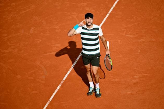 TENNIS : Roland Garros 2025 - Internationaux de France - 08 06 2025 Carlos Alcaraz ( Spain ) celebrates during the 2025 French Open at Roland Garros on Juin 08 , 2025 in Paris, France. ( Photo Dante Badano PSNewz ) - ParisFrance  Copyright: xx