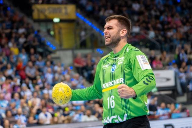 Handball I Herren I Saison 2024-2025 I Bundesliga I 34. Spieltag I TVB Stuttgart - SC DHfK Leipzig I 08.06.2025 Miljan Vujovic (16, TVB Stuttgart) jubelt Stuttgart Porsche Arena Baden-Württemberg Deutschland Copyright: xLobeca MaxxPetershansx