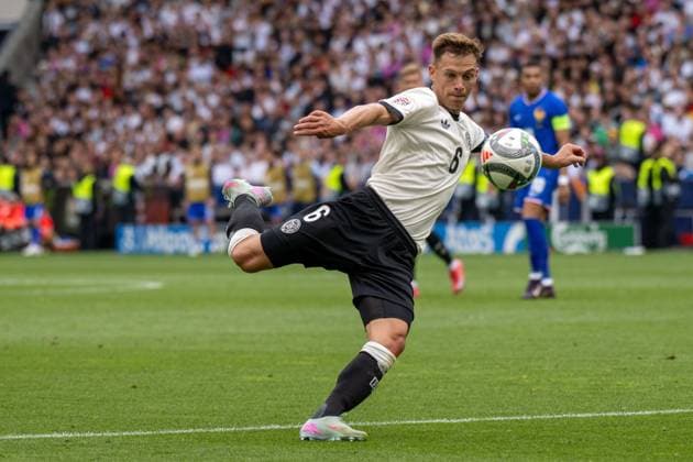 Joshua Kimmich (GER). xettx, Deutschland, Stuttgart, 08.06.2025, Fussball, Nationalmannschaft, UEFA Nation League: Deutschland vs Frankreich, Saison 2024 2025, Spiel um Platz 3, mhp Arena