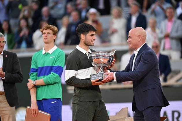 Carlos Alcaraz wins Men’s Singles title at Roland Garros PARIS, FRANCE - JUNE 8: Carlos Alcaraz of Spain celebrates after winning the Men s Single Final match against Jannik Sinner of Italy on the day 15 of French Open tennis tournament on Court Philippe-Chatrier at the Roland-Garros Complex in Paris, France on June 8, 2025. Mustafa Yalcin Anadolu Paris France. Editorial use only. Please get in touch for any other usage.  Copyright: x2025xAnadoluxMustafaxYalcinx