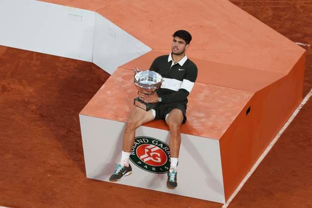 TENNIS : Roland Garros 2025 - Internationaux de France - 08 06 2025 Jannik Sinner (ITA) Vs Carlos Alcaraz (ESP) ParisFrance  Copyright: xMichtofx