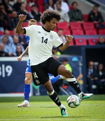 08.06.2025, Nations League, Deutschland vs Frankreich, Stuttgart Football Arena, Fussball im Bild: Karim Adeyemi (Deutschland)