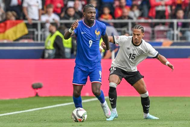 v. li. im Zweikampf Marcus Thuram (Frankreich 9) Thilo Kehrer (Deutschland 15) 08.06.2025 Fussball UEFA Nations League Deutschland vs Frankreich, Nekarstadion, Stuttgart,