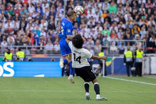 Stuttgart, Germany, June 08st 2025: A duel between Lucas Digne (3 FRA) and Karim Adeyemi (14 GER) during the UEFA Nations League 3rd Place between Germany and France at Stuttgart Arena in Stuttgart, Germany. Philipp Kresnik (Philipp Kresnik SPP) Copyright: xPhilippxKresnikx xSPPx spp-en-PhKrSp-_KRE1450