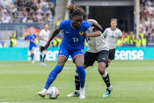 Stuttgart, Germany, June 08st 2025: A duel between Manu KonÃ (13 FRA) and Karim Adeyemi (14 GER) during the UEFA Nations League 3rd Place between Germany and France at Stuttgart Arena in Stuttgart, Germany. Philipp Kresnik (Philipp Kresnik SPP) Copyright: xPhilippxKresnikx xSPPx spp-en-PhKrSp-1KRE0486