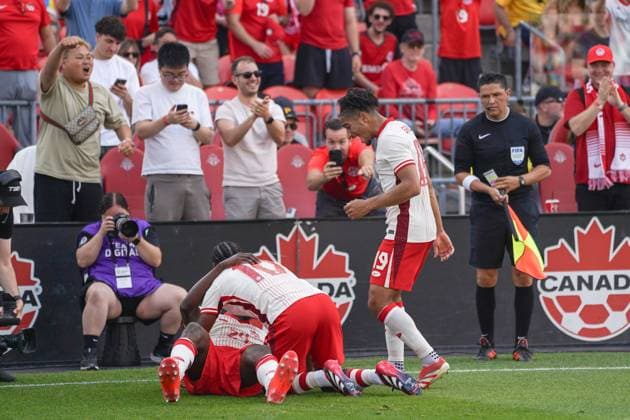 Canada vs. Ukraine International Friendly, Länderspiel, Nationalmannschaft Promise David 24 of Canada celebrating whit his teammates after scoring a goal during the International Friendly match between Canada and Ukraine at BMO Field. Final score Canada 4-2 Ukraine. on June 7, 2025 in Toronto, Canada. (Photo by Leonardo Ramirez Eyepix Group) Copyright: xLeonardoxRamirez xEyepixxGroupx LR_07062025_157870