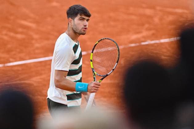 2025 French Open Mens Singles Final Carlos Alcaraz of Spain holds the Coupe des Mousquetaires trophy f ollowing his victory over Jannik Sinner of Italy in the Men s Singles Final match on Day Fifteen of the 2025 French Open at Roland Garros on June 08, 2025 in Paris, France. Photo by Franck Castel ABACAPRESS.COM Paris Ile-de-France France  Copyright: xCastelxFranck ABACAx