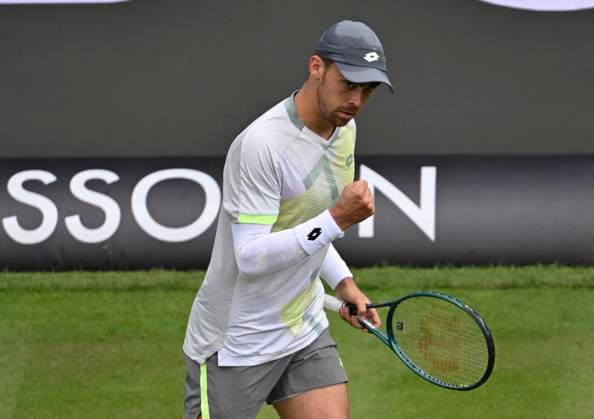 Benjamin Bonzi FRA Jubel, Freude, Emotion, emotional, jubelt, Glueck, gluecklich, Gestik Geste Tennis Herren BOSS Open ATP, Tennis Herren 500 Stuttgart 2025 Weissenhof BOSS Open ATP 500 Stuttgart 2025