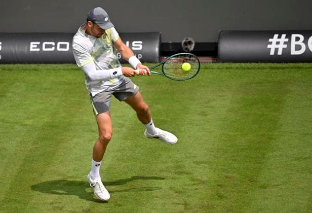 Benjamin Bonzi FRA Aktion Tennis Herren BOSS Open ATP, Tennis Herren 500 Stuttgart 2025 Weissenhof BOSS Open ATP 500 Stuttgart 2025