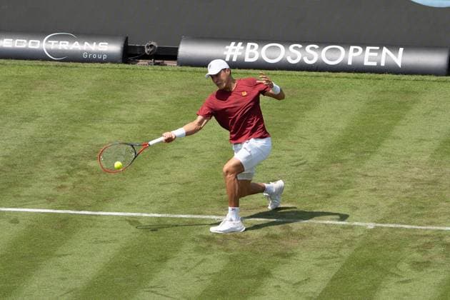Vorhand von Brandon Nakashima, Jacob Fearnley vs. Brandon Nakashima, Tennis, ATP, Tennis Herren Turnier, Boss-Open, Center-Court, Sechzehntelfinale, 09.06.2025, Jacob Fearnley vs. Brandon Nakashima, Tennis, ATP-Turnier, Boss-Open, Center-Court, Sechzehntelfinale, 09.06.2025, Stuttgart Copyright: xEibner-Pressefoto EdwardxCheungx EP_ECG