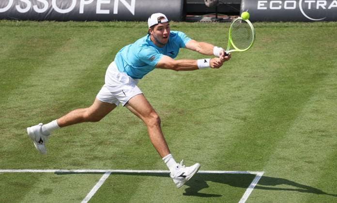 BAU Stuttgart Tennis , BOSS Open , Jan-Lennard Struff ( GER )