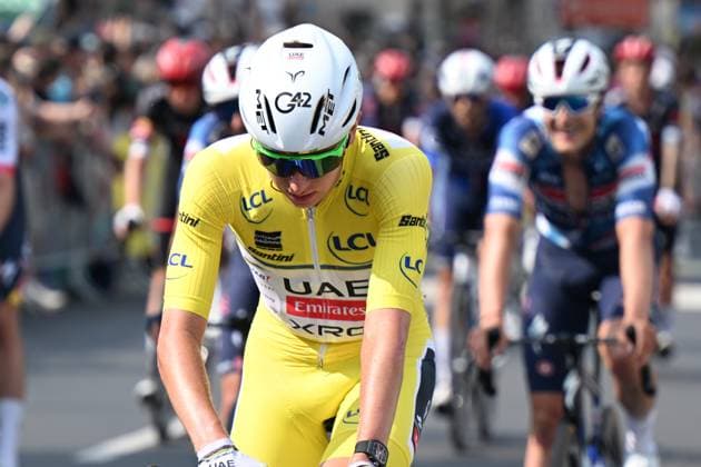 09-06-2025 Criterium Du Dauphine Libere; Tappa 02 Premilhat - Issoire; 2025, Uae Team Emirates - Xrg; Pogacar, Tadej; Issoire; 