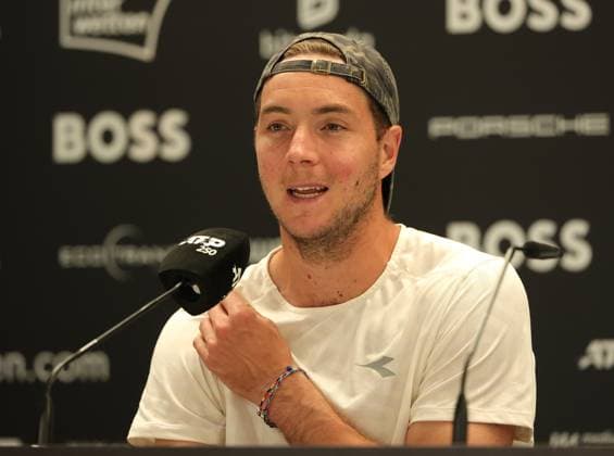 Tennis, ATP-Turnier in Stuttgart, Jan-Lennard Struff Pressekonferenz 08.06.2025,Nations League, Deutschland vs Frankreich , im Bild: Jan Lennard Struff (GER) PK bei Boss Open 2025