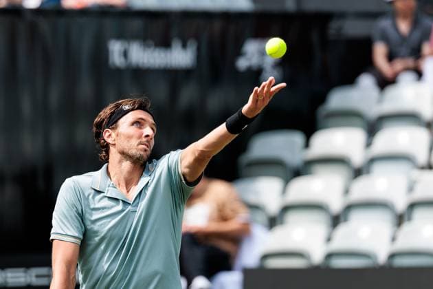 BOSS OPEN ATP250; 10.06.2025 Arthur Rinderknech (FRA) im Match gegen Denis Shapovalov (CAN) BOSS OPEN ATP250; Stuttgart, Tennisclub Weissenhof am 10.06.2025 Copyright: xBEAUTIFULxSPORTS Wunderlx