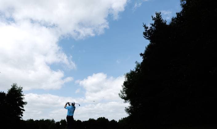 REPRO FREE *PRESS RELEASE NO REPRODUCTION FEE* EDITORIAL USE ONLY Golf Ireland ISPS Handa Irish G4D Open, Roganstown, Dublin 10 6 2025 Conor Dunne plays his tee shot on the 17th hole Conor Dunne 10 6 2025  Copyright: x INPHO JamesxCrombiex JCF29749