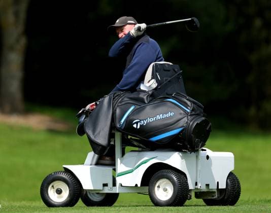 REPRO FREE *PRESS RELEASE NO REPRODUCTION FEE* EDITORIAL USE ONLY Golf Ireland ISPS Handa Irish G4D Open, Roganstown, Dublin 10 6 2025 Mark Gibson takes his tee shot on the 1st hole Mark Gibson 10 6 2025  Copyright: x INPHO JamesxCrombiex JCR18725