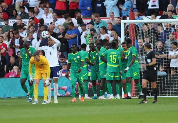 England v Senegal International Friendly, Länderspiel, Nationalmannschaft IsmaÃ¯la Sarr of Senegal celebrates scoring the first goal for his team with his team mates during the International Friendly match at the City Ground, Nottingham UK Newspapers OUT Copyright: xAndyxSumnerx FIL-21902-0042