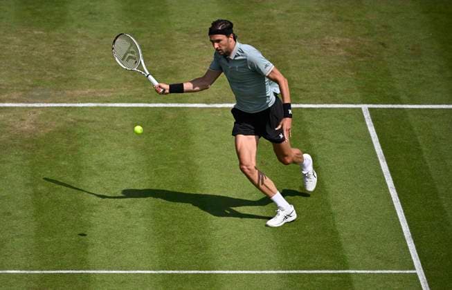 Arthur Rinderknech (FRA) Aktion Tennis Herren BOSS Open ATP, Tennis Herren 250 Stuttgart 2025 Weissenhof BOSS Open ATP 250 Stuttgart 2025