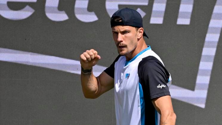 Marton Fucsovics (HUN) Jubel, Freude, Emotion, emotional, jubelt, Glueck, gluecklich, Tennis Herren BOSS Open ATP, Tennis Herren 250 Stuttgart 2025 Weissenhof BOSS Open ATP 250 Stuttgart 2025