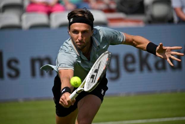 Arthur Rinderknech (FRA) Aktion Tennis Herren BOSS Open ATP, Tennis Herren 250 Stuttgart 2025 Weissenhof BOSS Open ATP 250 Stuttgart 2025