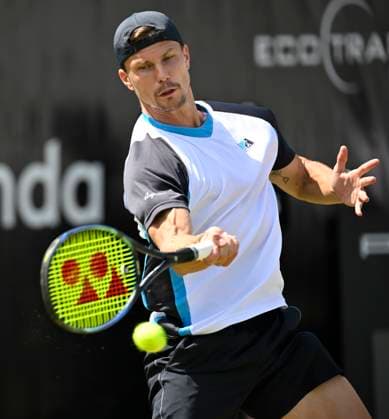 Marton Fucsovics (HUN) Aktion Tennis Herren BOSS Open ATP, Tennis Herren 250 Stuttgart 2025 Weissenhof BOSS Open ATP 250 Stuttgart 2025