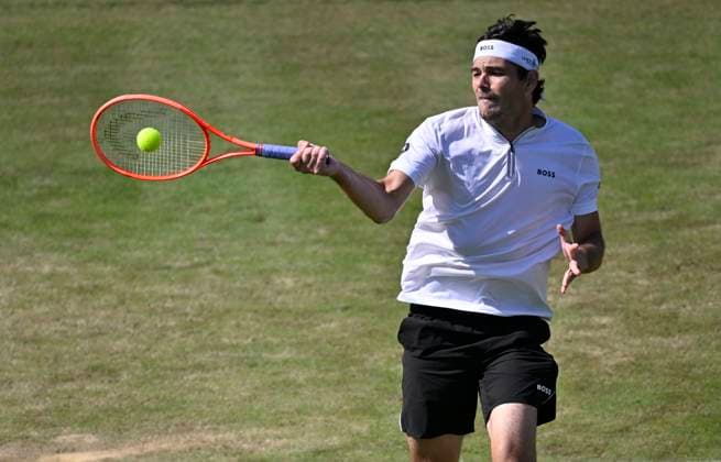 Taylor Fritz (USA) Aktion Tennis Herren BOSS Open ATP, Tennis Herren 250 Stuttgart 2025 Weissenhof BOSS Open ATP 250 Stuttgart 2025