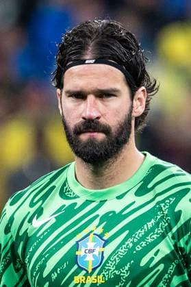 BRASIL vs PARAGUAY - 2026 WORLD CUP QUALIFIERS SAO PAULO, BRAZIL - JUNE 10 - Alisson Becker of Brazil in action during the Match between Brazil versus Paraguay, valid for the 16th round of South American Qualifiers for the 2026 World Cup, held at the Neo Quimica Arena on Tuesday (10). SAO PAULO SAO PAULO BRAZIL Copyright: xREBECAxSCHUMACKERx