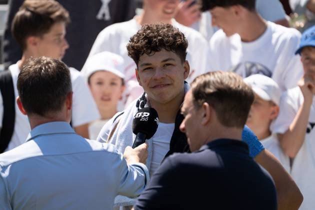 Ben Shelton Freude, Interview, Ben Shelton vs. Pierre-Hughes Herbert, Tennis, ATP, Tennis Herren Turnier, Boss-Open, Center-Court, Achtelfinale, 11.06.2025, Ben Shelton vs. Pierre-Hughes Herbert, Tennis, ATP-Turnier, Boss-Open, Center-Court, Achtelfinale, 11.06.2025, Stuttgart Copyright: xEibner-Pressefoto EdwardxCheungx EP_ECG
