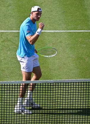 Jan-Lennard Struff (GER) Jubel, Freude, Emotion, emotional, jubelt, Glueck, gluecklich, Tennis Herren BOSS Open ATP, Tennis Herren 250 Stuttgart 2025 Weissenhof BOSS Open ATP 250 Stuttgart 2025