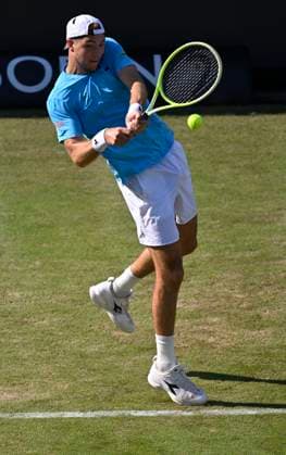 Jan-Lennard Struff (GER) Aktion Tennis Herren BOSS Open ATP, Tennis Herren 250 Stuttgart 2025 Weissenhof BOSS Open ATP 250 Stuttgart 2025