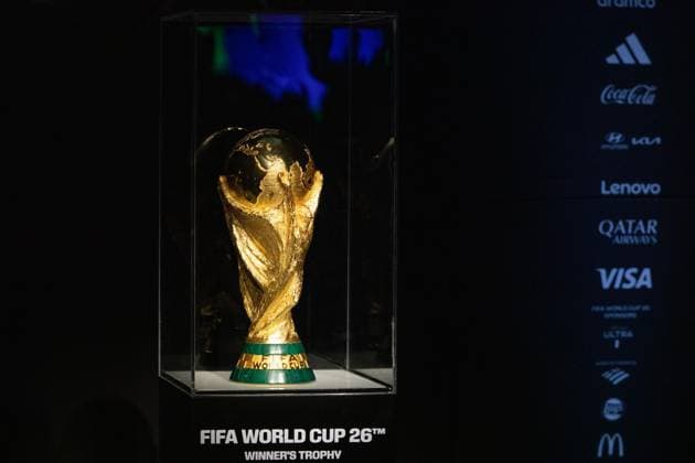 Unveiling of World Cup countdown clock in Mexico City MEXICO CITY, MEXICO - JUNE 11: A view of the trophy as the road to the 2026 FIFA World Cup, WM, Weltmeisterschaft, Fussball officially began with the unveiling of the countdown clock in Mexico City, Mexico on June 11, 2025. Fans gathered to celebrate the milestone, marking the final stretch before the world s biggest football tournament returns. With Mexico, the United States, and Canada set to host, preparations are in full swing for a World Cup. Grace Hie Yoon Anadolu Mexico City Mexico. Editorial use only. Please get in touch for any other usage. Copyright: x2025xAnadoluxGracexHiexYoonx