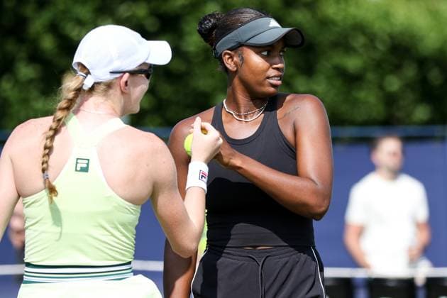 Ilkley Tennis Club, England, June 11th 2025: Kayla Cross and Alana Smith during the WTA, Tennis Damen 125 Lexus Ilkley Open Day 4 doubles match with Alicia Barnett and Elixane Lechemia at Ilkley Tennis Club in Ilkley, England on June 11th 2025. (Sean Chandler SPP) Copyright: xSeanxChandlerx xSPPx spp-en-SeChSp-WTA 125 Lexus Ilkley Open - Day 4 - Ilkley Tennis Club-542F5A9548