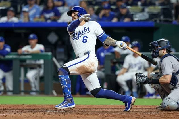 June 11, 2025: Kansas City Royals second baseman Jonathan India (6) watches his double during the eighth inning against the New York Yankees at Kauffman Stadium in Kansas City, MO. CSM Kansas City United States of America - ZUMAc04_ 20250611_zma_c04_051 Copyright: xDavidxSmithx