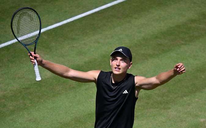 Justin Engel (GER) jubelt ueber Matchgewinn, Jubel, Freude, Emotion, emotional, jubelt, Glueck, gluecklich, Gestik Geste Tennis Herren BOSS Open ATP, Tennis Herren 250 Stuttgart 2025 Weissenhof BOSS Open ATP 250 Stuttgart 2025