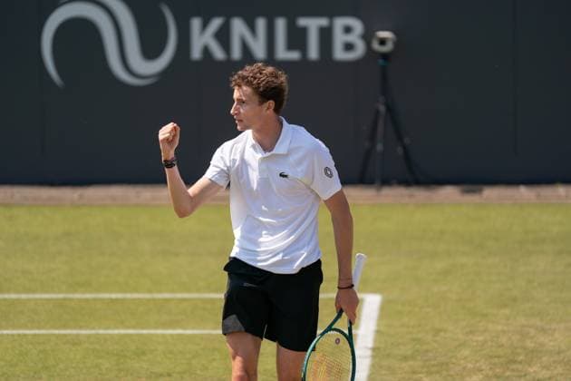 2025-06-12 2025 Libema Open Grass Court Championships Autotron ROSMALEN, NETHERLANDS - JUNE 12: Ugo Humbert of France during the 2025 Libema Open Grass Court Championships at Autotron on June 12, 2025 in Rosmalen, Netherlands. Rosmalen Autotron Netherlands Content not available for redistribution in The Netherlands directly or indirectly through any third parties. Copyright: xMarleenxFouchierx