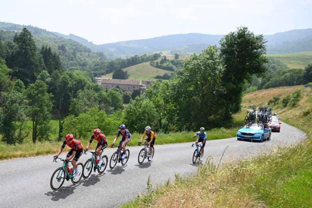 Criterium du Dauphine 2025 Stage 5 MACON, FRANCE - JUNE 12 : Guernalec Thibault (FRA) of Arkea - B&B Hotels, Thierry Pierre (FRA) of Arkea - B&B Hotels, Labrosse Jordan (FRA) of Decathlon AG2R La Mondiale Team, Leijnse Enzo (NED) of Team Picnic PostNL, Thomas Benjamin (FRA) of Cofidis during stage 5 of the 77th edition of Criterium du Dauphine Libere an UCI World Tour 2.UWT cycling road race stage for Men Elite of 183 km with start in Saint-Priest and finish in Macon on June 12, 2025 in Macon, France, 12 06 2025 ( Motordriver Kenny Verfaillie - Macon France  Copyright: xVincentxKalutx