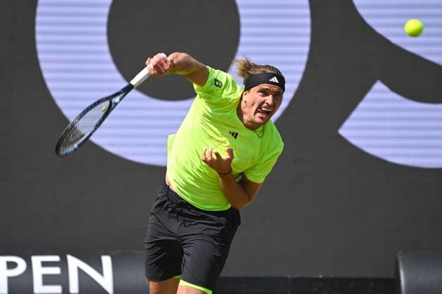 Alexander ZVEREV (GER), Aktion,Einzelbild,angeschnittenes Einzelmotiv,Halbfigur,halbe Figur. Tennis Boss Open 2025 am 12.06. 2025 auf dem Weissenhof in Stuttgart,