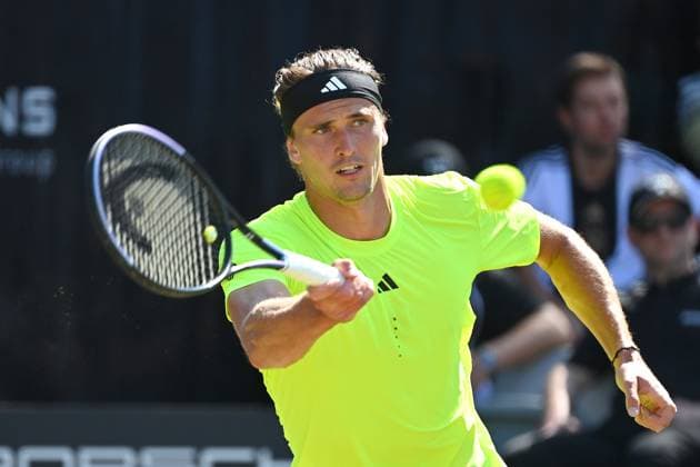 Alexander ZVEREV (GER), Aktion,Einzelbild,angeschnittenes Einzelmotiv,Halbfigur,halbe Figur. Tennis Boss Open 2025 am 12.06. 2025 auf dem Weissenhof in Stuttgart,