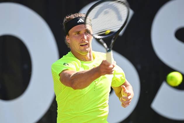 Alexander ZVEREV (GER), Aktion,Einzelbild,angeschnittenes Einzelmotiv,Halbfigur,halbe Figur. Tennis Boss Open 2025 am 12.06. 2025 auf dem Weissenhof in Stuttgart,