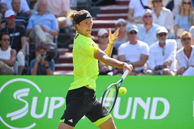 Alexander ZVEREV (GER), Aktion,Einzelbild,angeschnittenes Einzelmotiv,Halbfigur,halbe Figur. Tennis Boss Open 2025 am 12.06. 2025 auf dem Weissenhof in Stuttgart,
