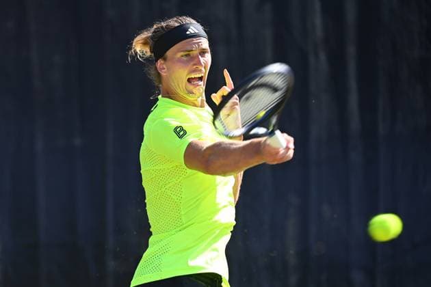 Alexander ZVEREV (GER), Aktion,Einzelbild,angeschnittenes Einzelmotiv,Halbfigur,halbe Figur. Tennis Boss Open 2025 am 12.06. 2025 auf dem Weissenhof in Stuttgart,