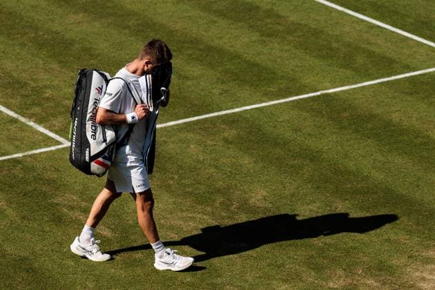 BOSS OPEN ATP250; 12.06.2025 Corentin Moutet (FRA) verlässt den Platz nach dem Match gegen Alexander Zverev (GER) BOSS OPEN ATP250; Stuttgart, Tennisclub Weissenhof am 12.06.2025 Copyright: xBEAUTIFULxSPORTS Wunderlx